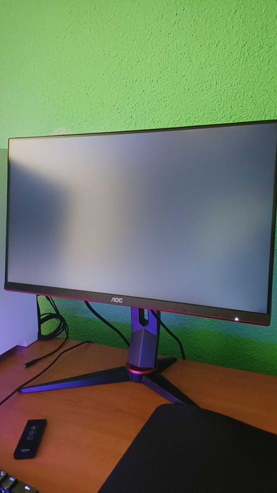 Monitor LED AOC 24G2SPU