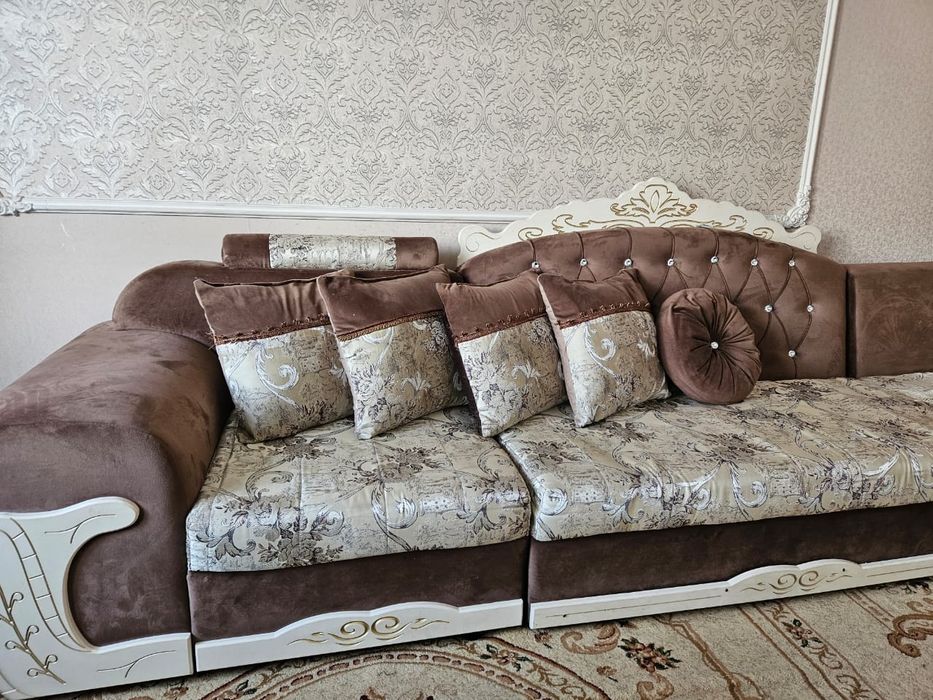 Срочно продам угловой диван