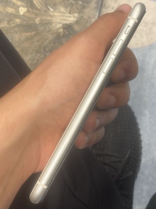 Айфон 11 чотки холатда!