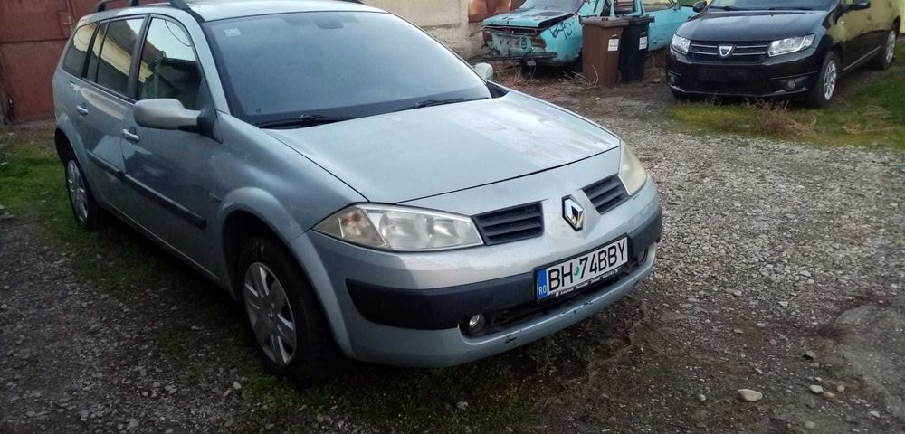 Dezmembrez Renault Megane 2 Break 1,6 benzina