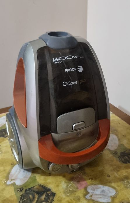 Пылесос на запчасти