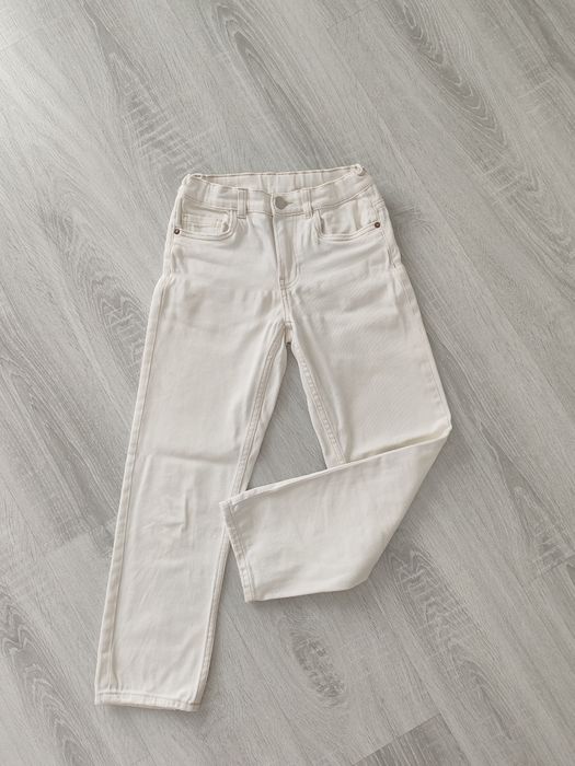 Pantaloni pentru băieți zara