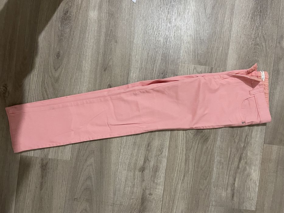 розовые джинсы для маленьких девочек