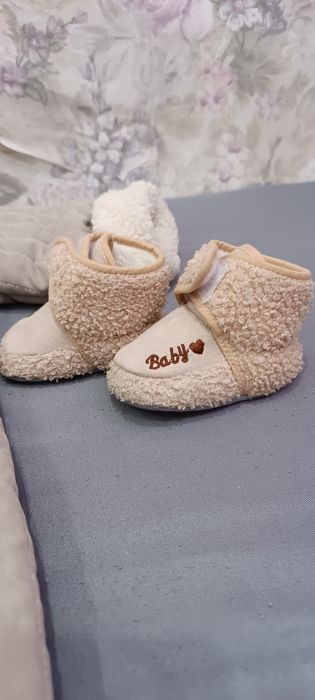 СРОЧНО ПРОДАМ демисезонный комбез.