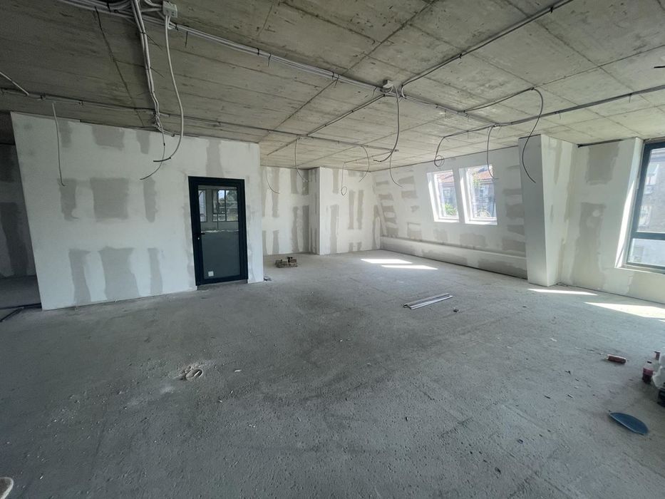 Дава се под наем Офис в София, Център - 362 кв.м за 4701 € - Снимка #7