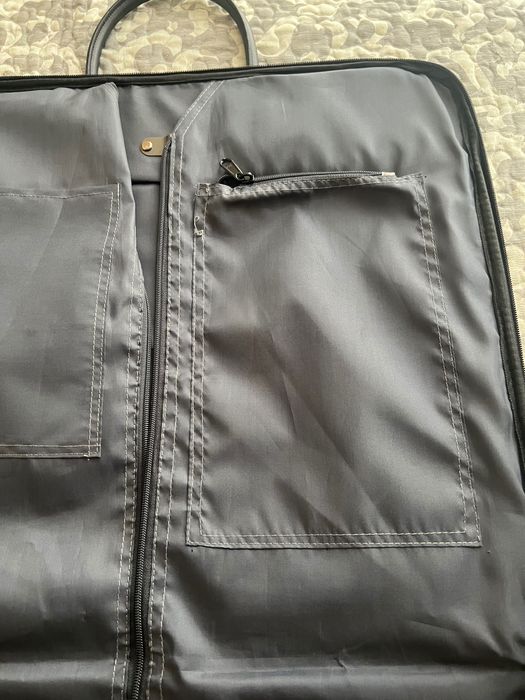 Кейс для костюма