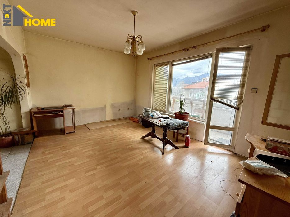 Продава се Тристаен апартамент в Асеновград - 96 кв.м за 526 €/кв.м - Снимка #4