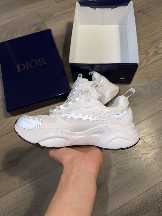 Dior B22