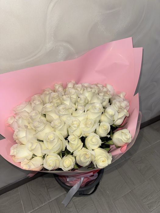Букет роза 51 белые