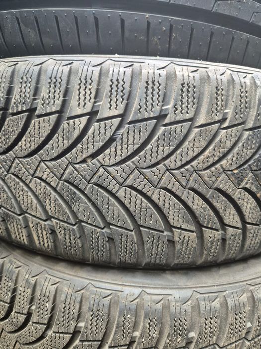 215 55 16 Nexen 4 anvelope iarna ca noi