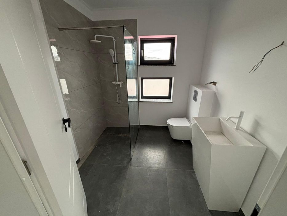 Casa Albesti teren 600m