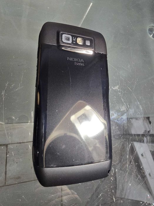 Vand nokia E71, nou, zero minute, necodat,limba romana,cadou,vârstnici