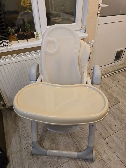 CANGAROO Стол за хранене I EAT БЕЖОВ