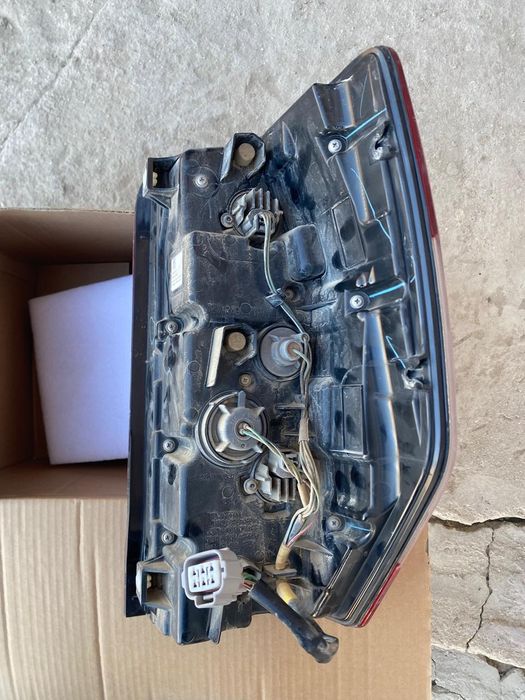 Фара для Mitsubishi L 200