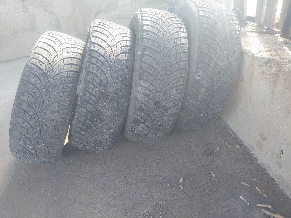 Шины р16 б/у размер 215×60