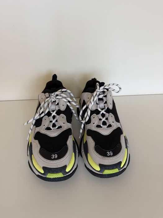 Balenciaga Triple S оригинални
