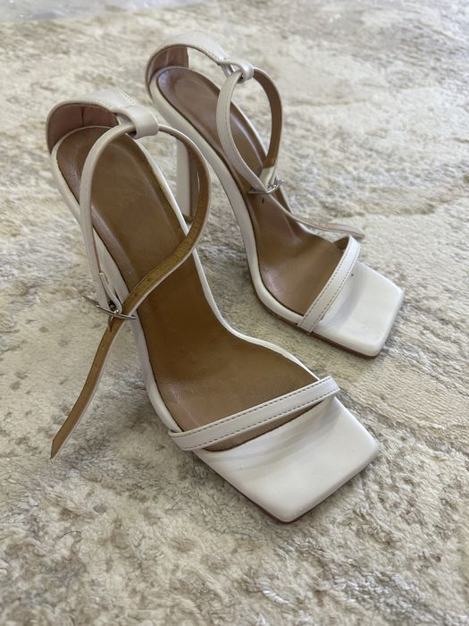 Туфли, босоножки