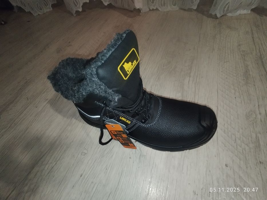 Ботинки рабочие зимние 45 (44)