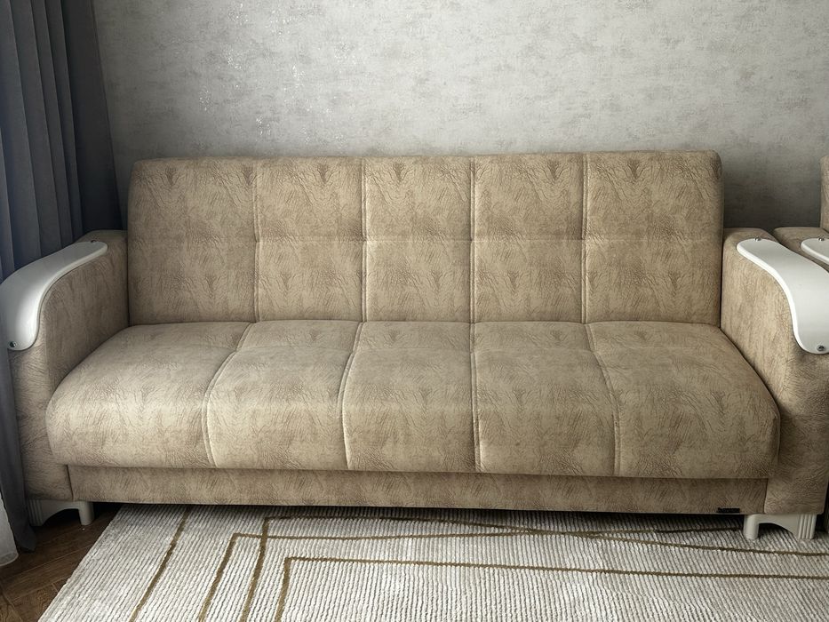 Диван для гостиной