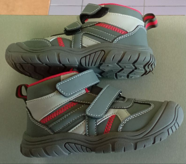 Обувки за момче 31 номер