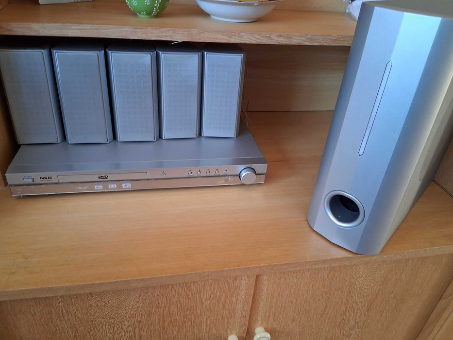 Система за домашно кино и аудио- в перфектно състояние!