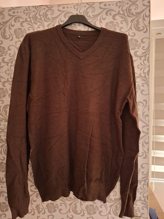 Мъжки пуловери L