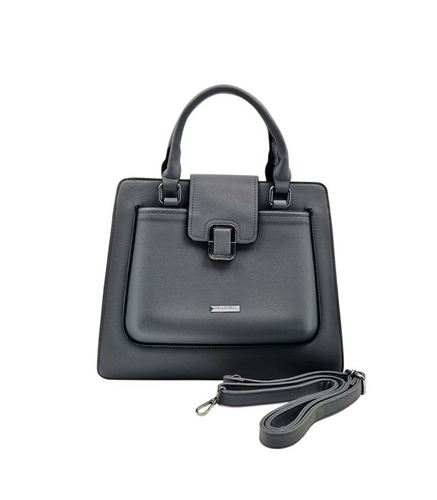 Дамска стилна чанта с метален акцент