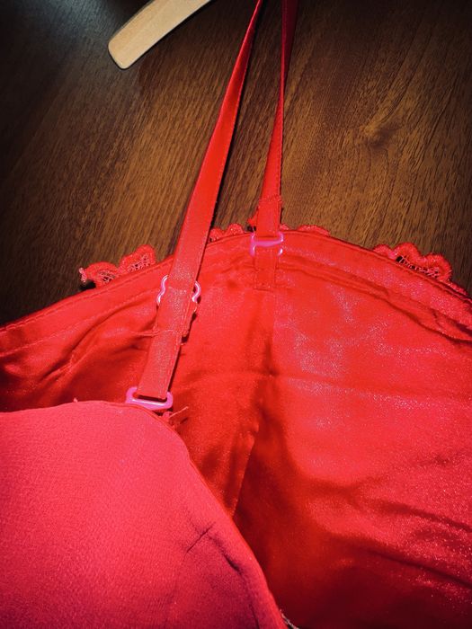 Rochie roz scurta cu trana