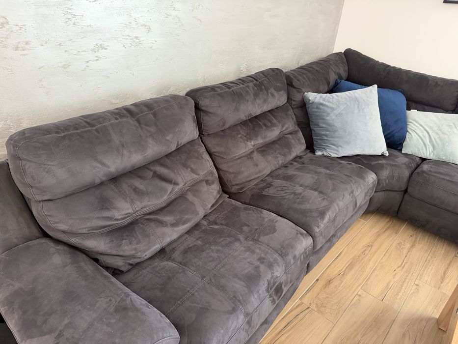 Диван + 6 трапезни стола