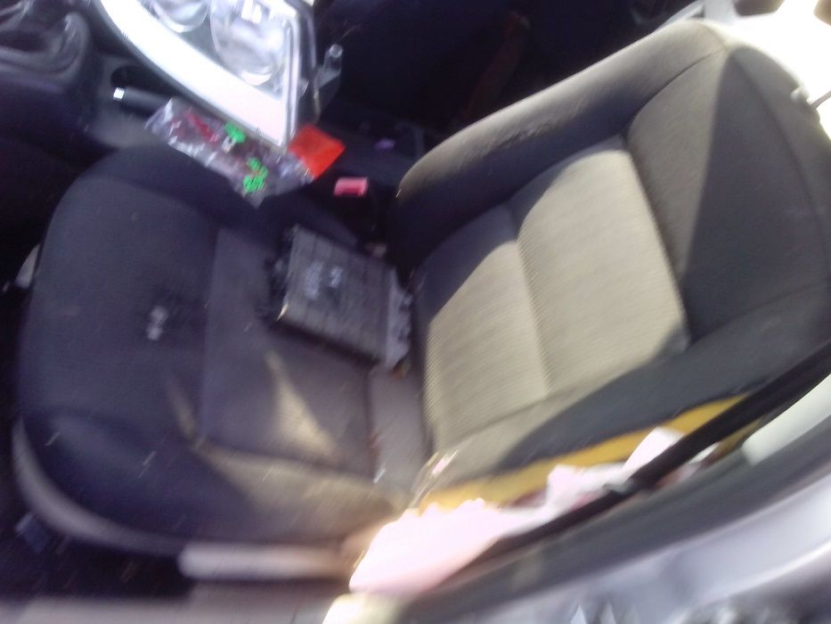 фолксфаген пасат 1.6 бензин 102к.с-2002г,на части