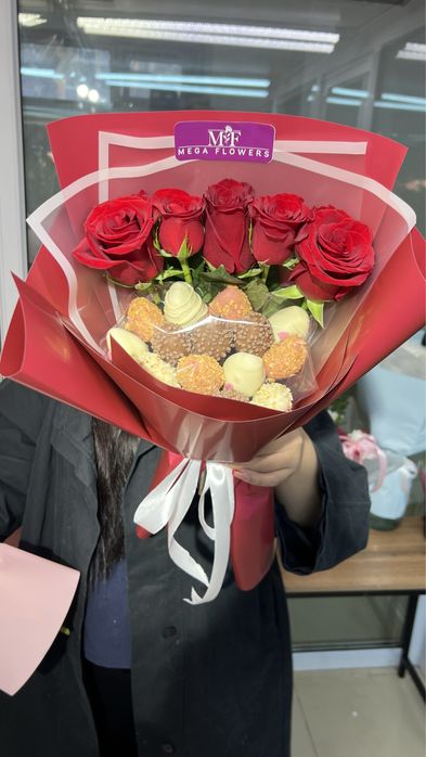 Клубника в шоколаде Астана