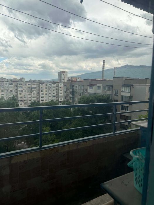 Двустаен ап. под наем в кв. Красна поляна 3
