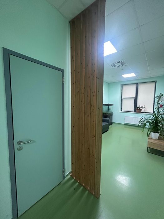 Двери установка профессиональным инструментом