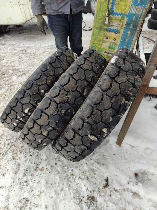 Автошины б/у 8.25 R20