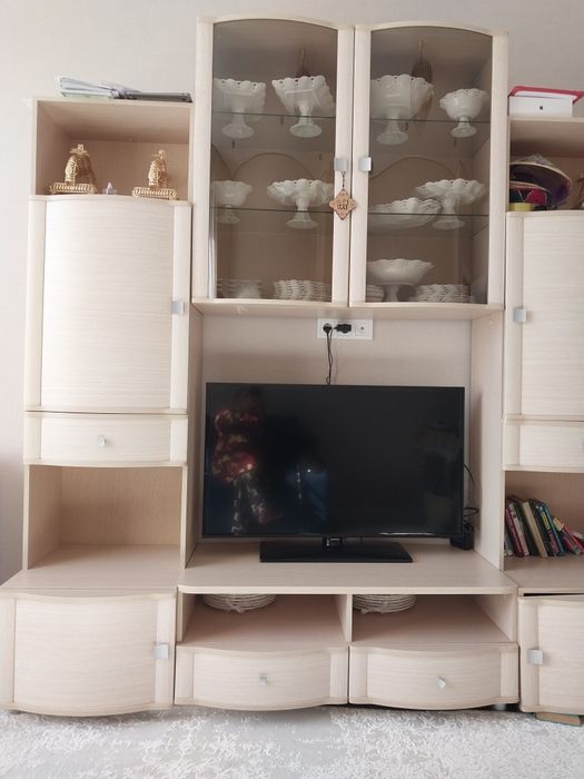 Продаю шкаф горка