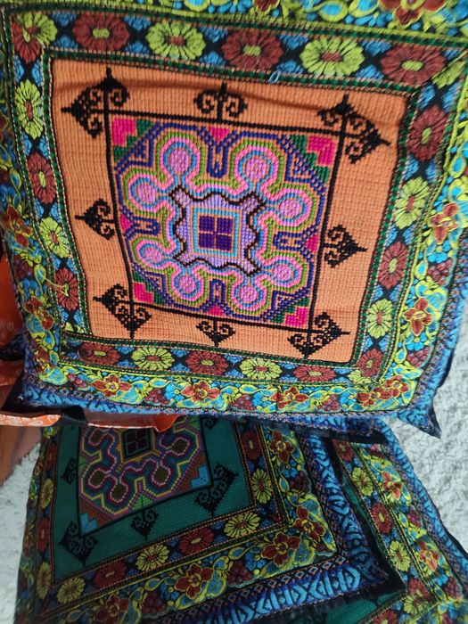 Продам подушки 50×50