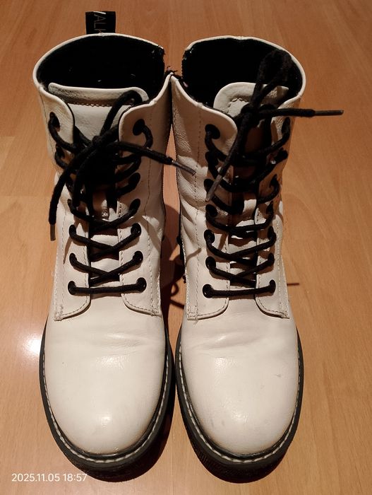 Catwalk естествена кожа