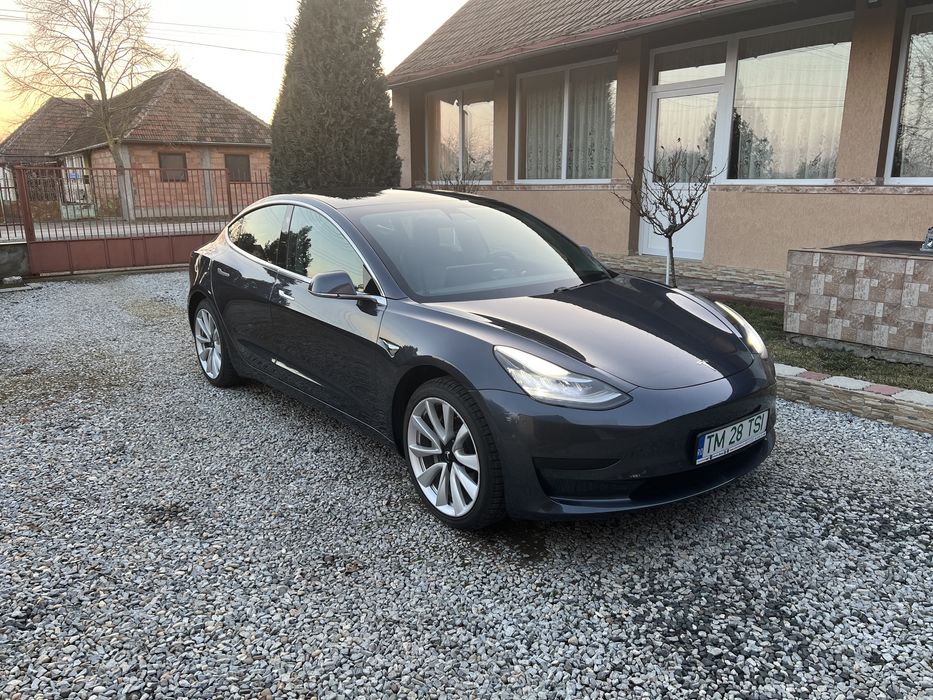 Tesla Model 3 Standard Range Plus