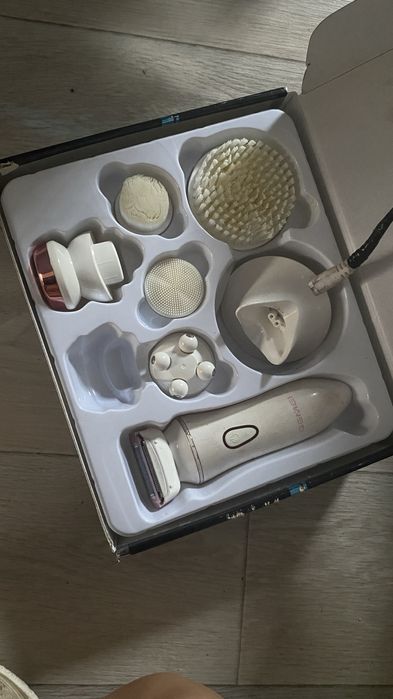 Аппарат набор эпилятор , массажер, умывалка