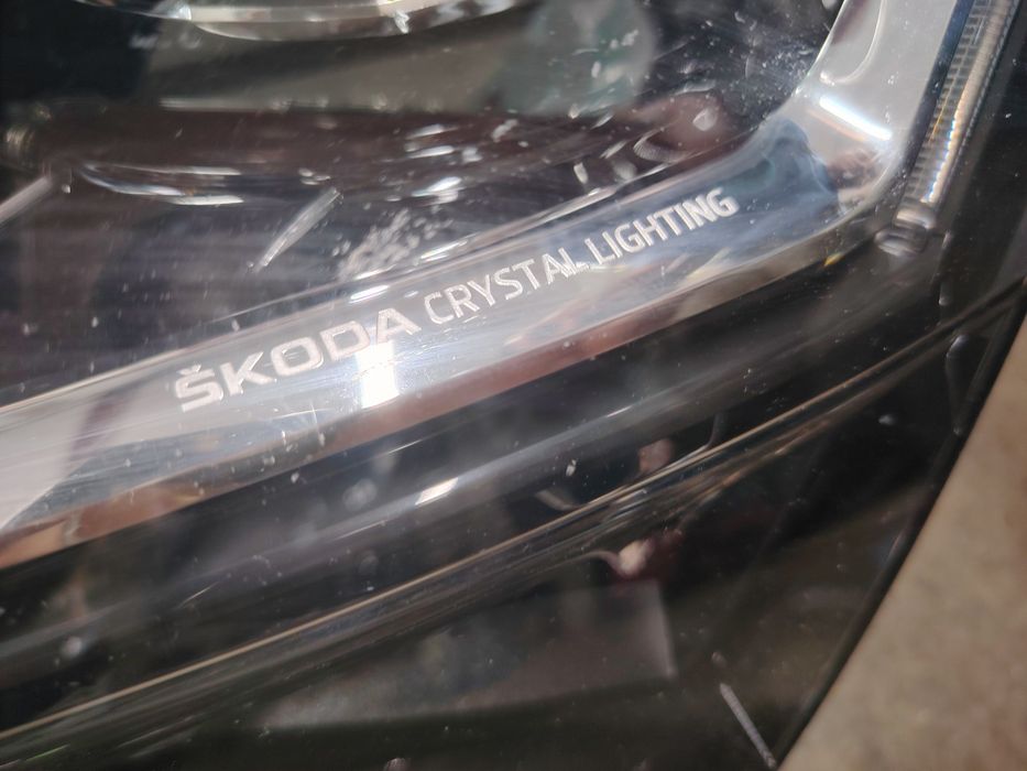 Far stg Skoda superb 3 led complet