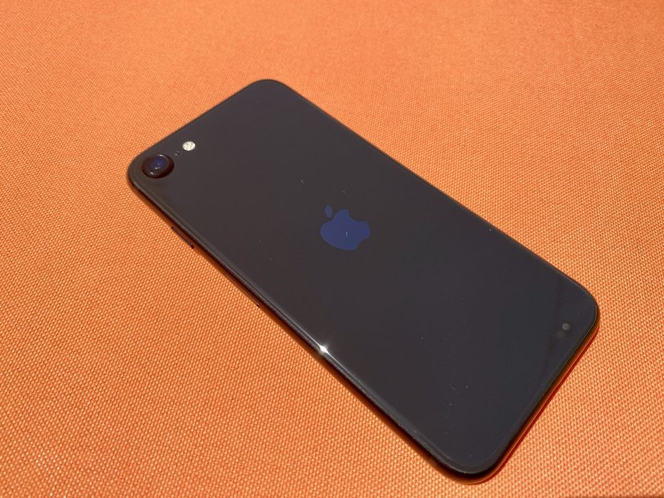 Phone SE black, 128gb