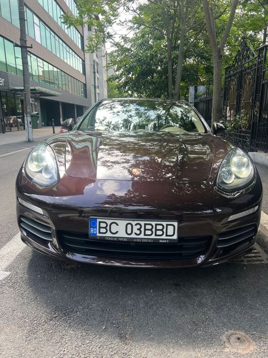 Porsche Panamera Porsche Panamera 4S — 420CP — 4x4 — FULL OPTION! Chrono