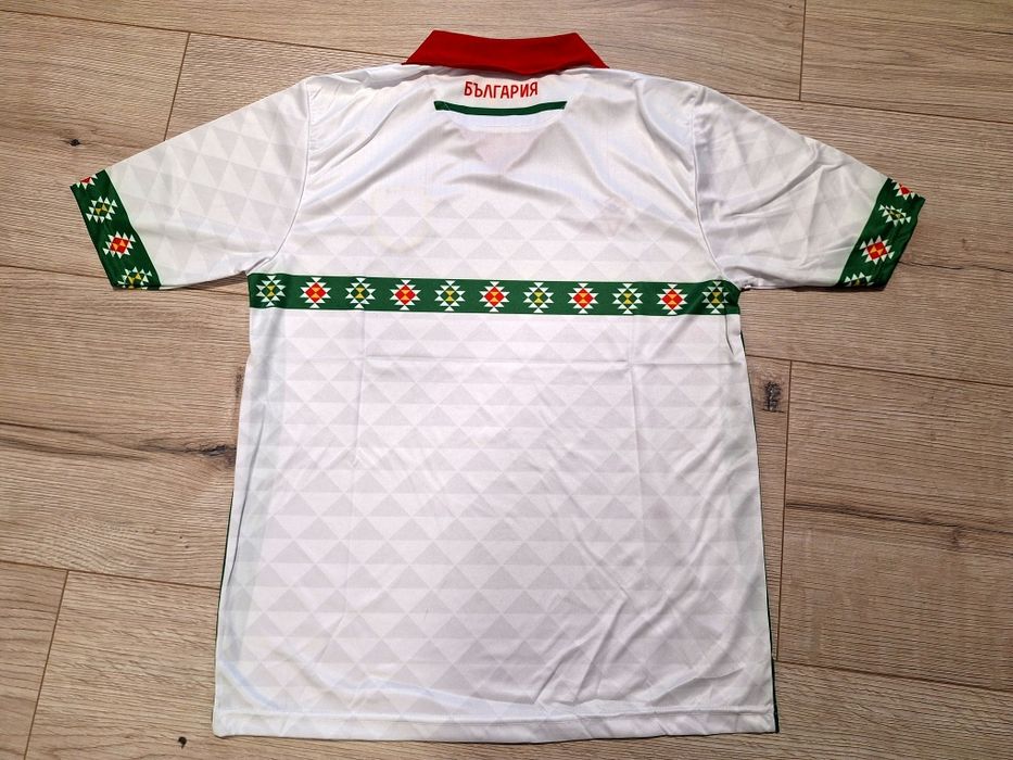 Футболна фланелка на България нов модел!!!