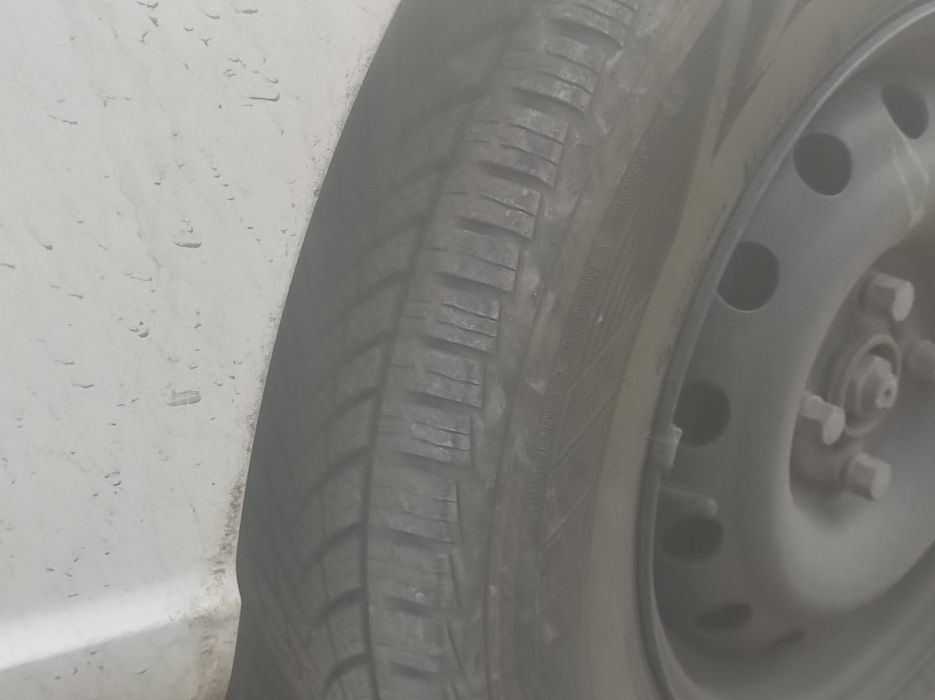 Nexia 2 aftamat  2010 yil 325000 yurgan.kandiyor bor