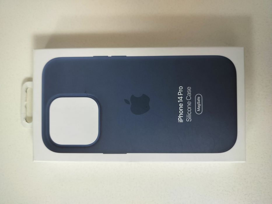 Чехол iPhone 14 pro