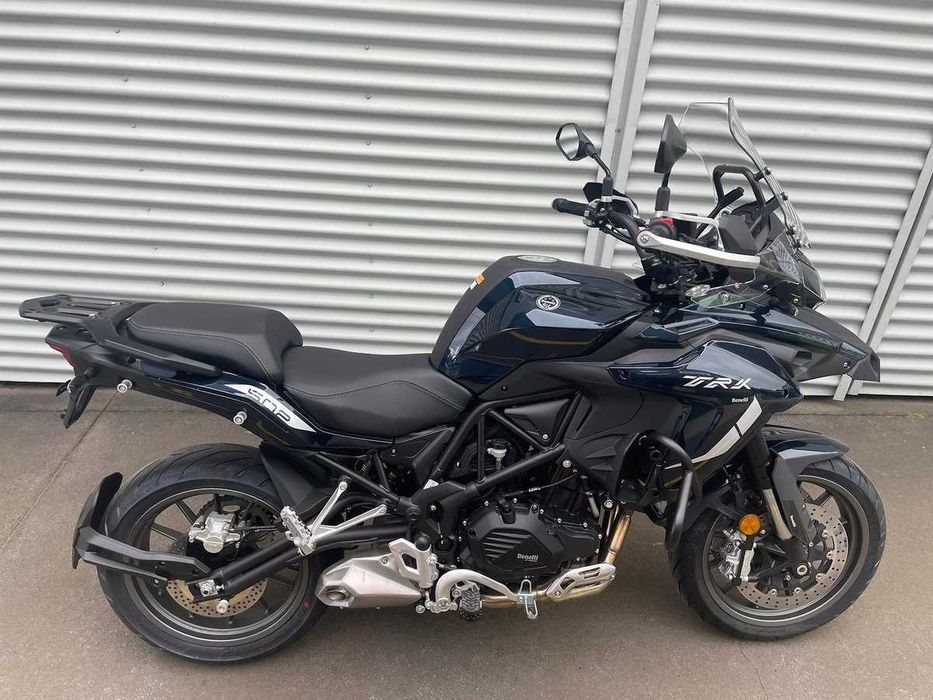 Мотоцикл Benelli TRK 502