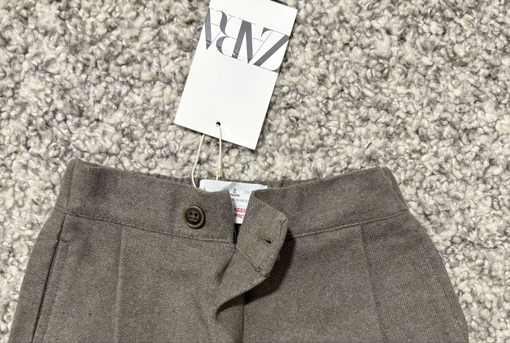 Pantaloni Zara m 92