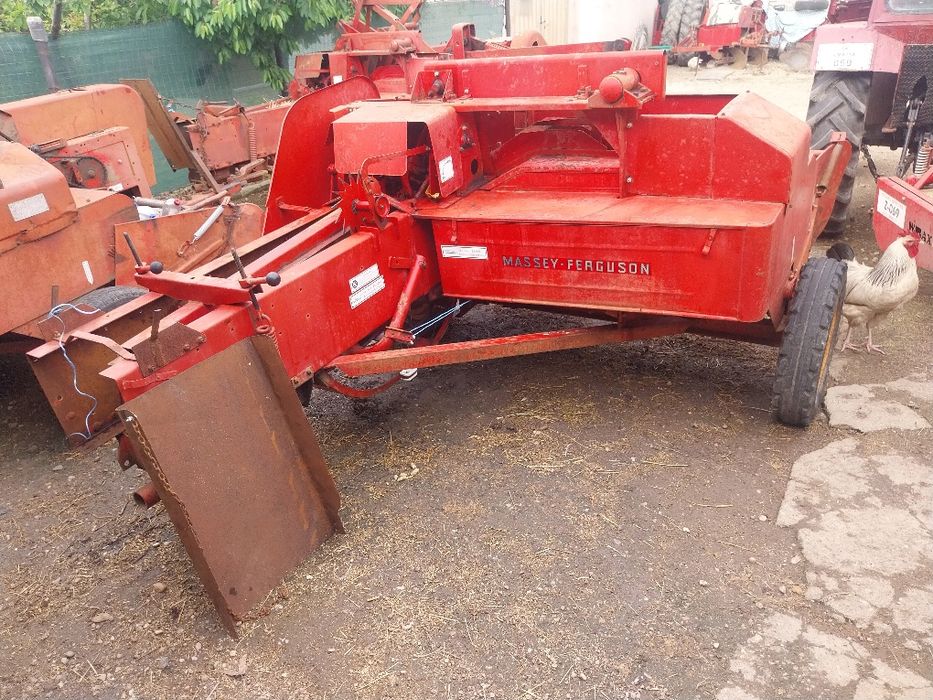 Presa de balotat massey ferguson