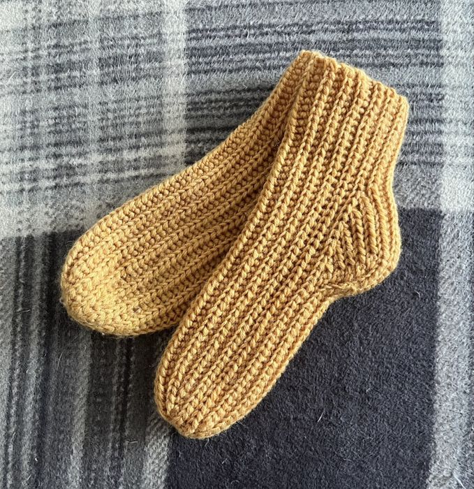 Вязанная одежда ручной работы