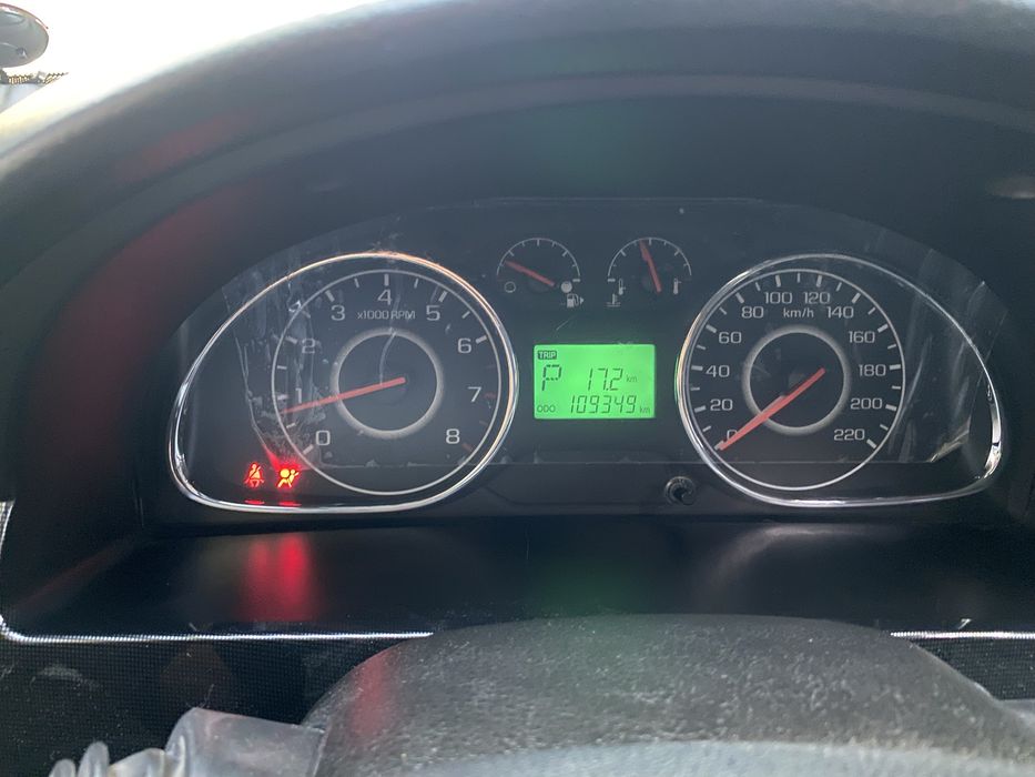 Chevrolet Gentra 3-Pozitsiya avtomat